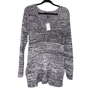 Ashley Stewart Black and White V-Neck Sweater